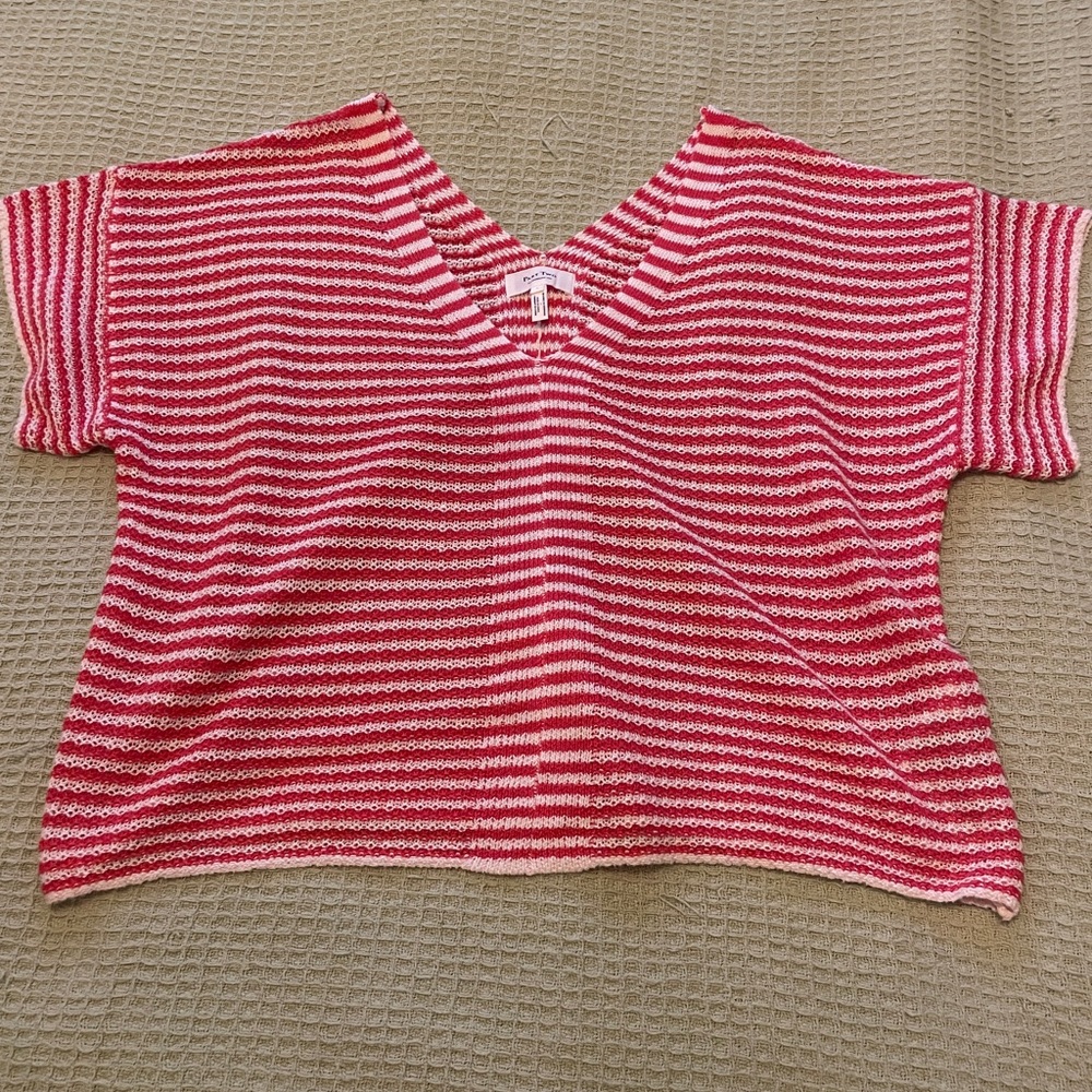 Striped V-Neck Short Sleeve Sweater Top - Red & White
